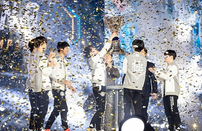 S15LOL全球总决赛最短对局：BLG 15分32秒平推FNC